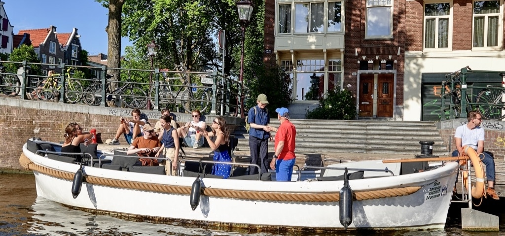 Waar kan ik een sloep huren in Amsterdam