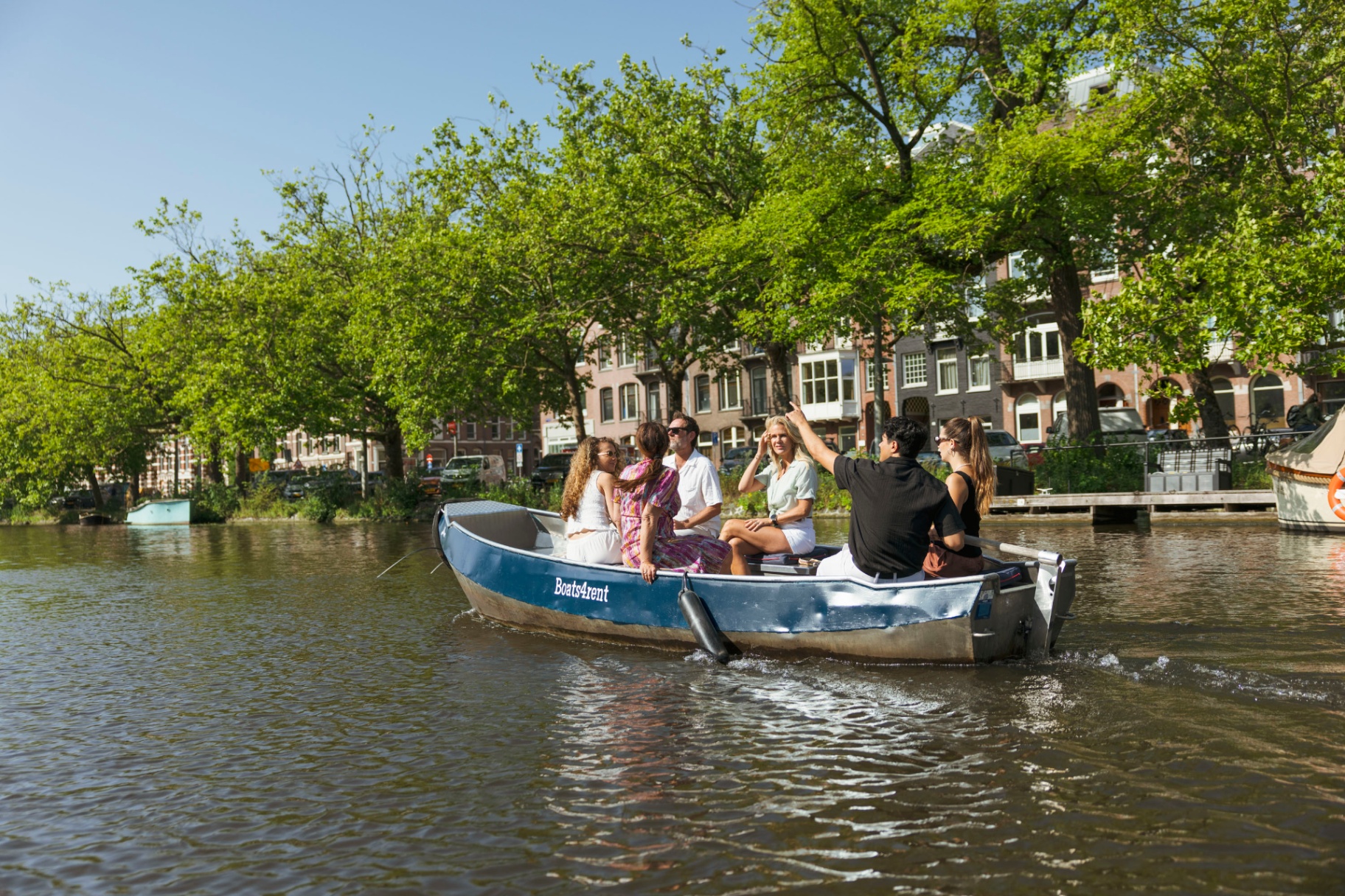 Bootje varen zonder schipper